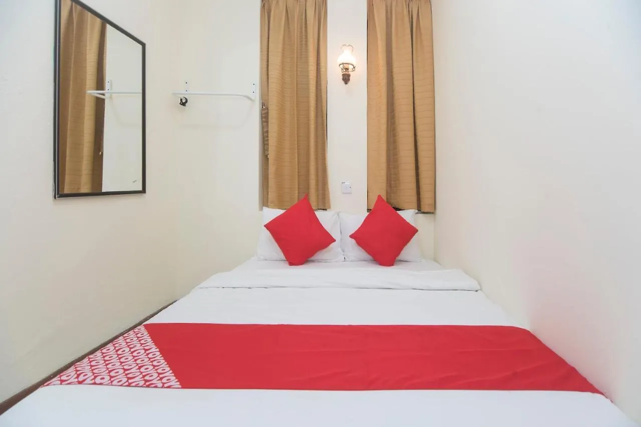 Oyo 1149 Feringghi Hotel Batu Ferringhi 2*,  Malaysia