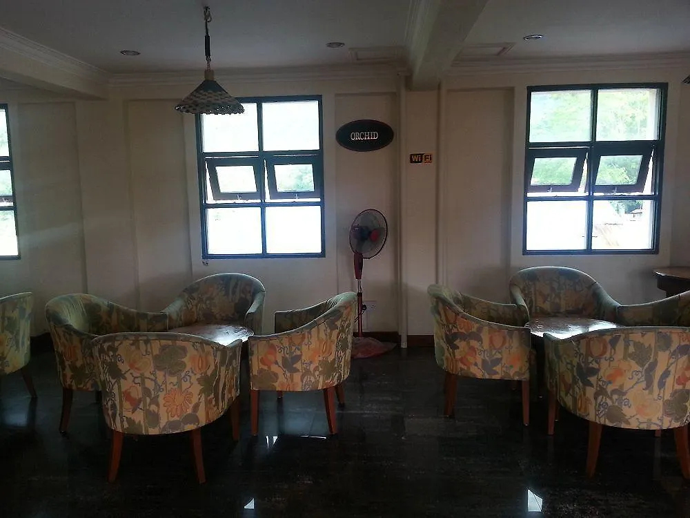 Oyo 1149 Feringghi Hotel Batu Ferringhi