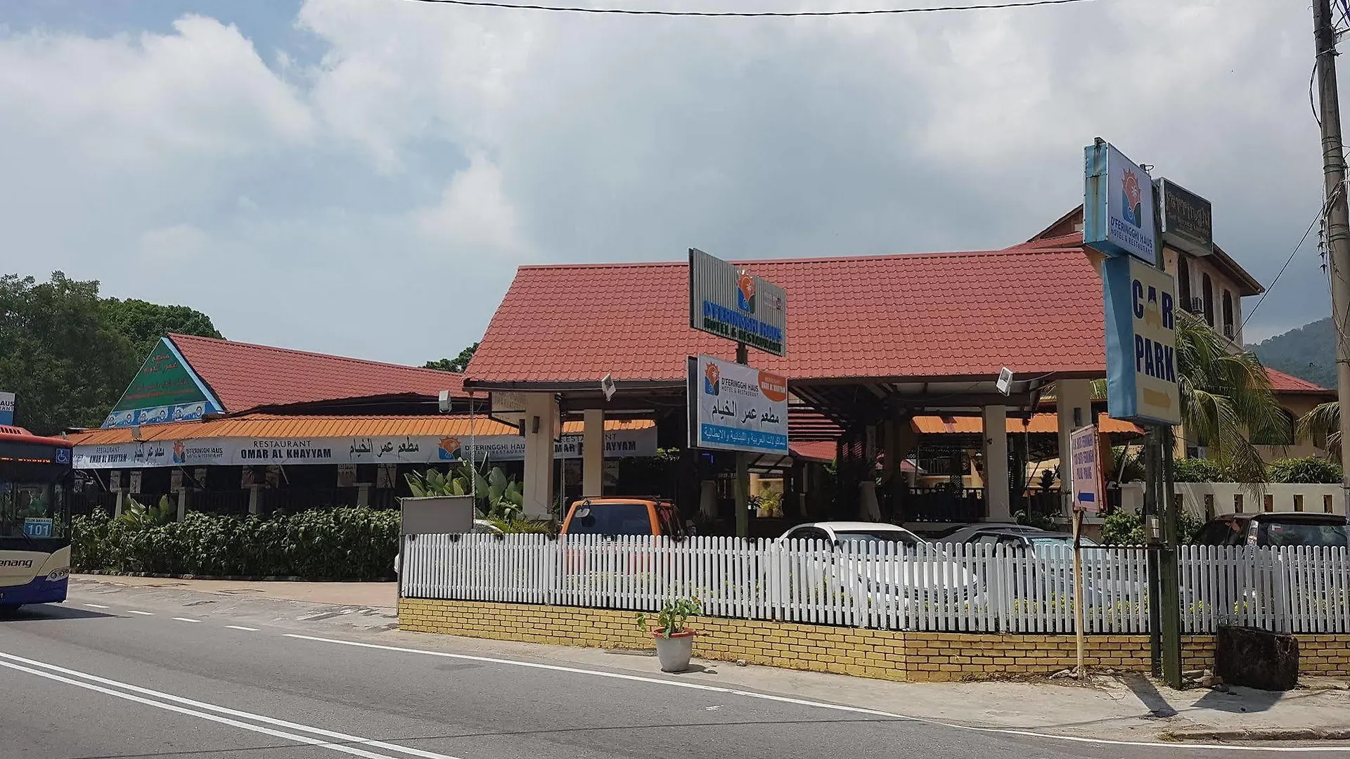 Oyo 1149 Feringghi Hotel Batu Ferringhi