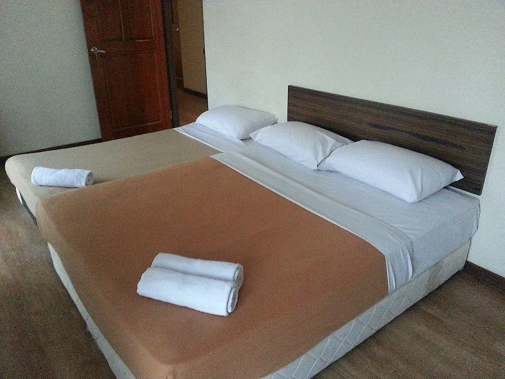 Oyo 1149 Feringghi Hotel Batu Ferringhi