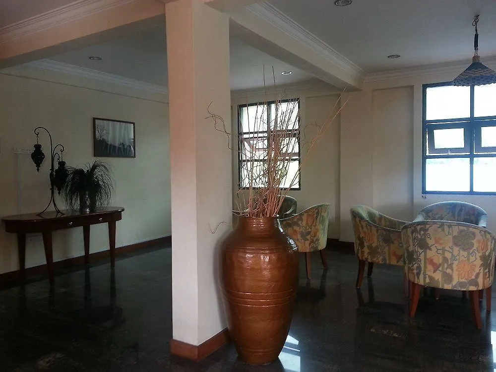 Oyo 1149 Feringghi Hotel Batu Ferringhi 2*,