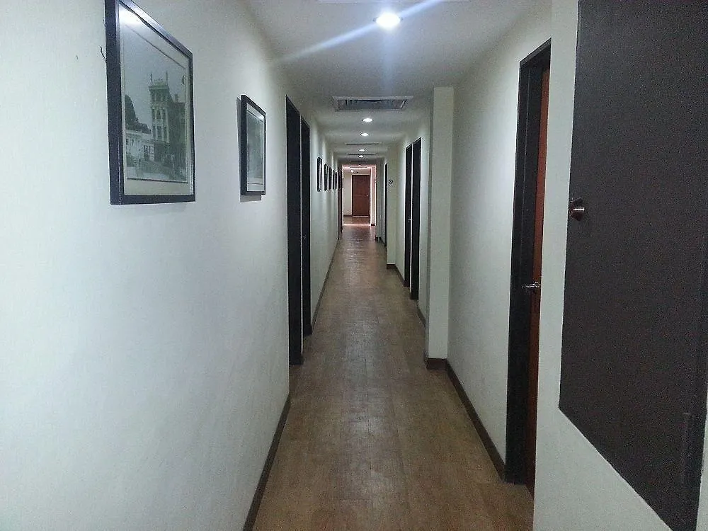 Oyo 1149 Feringghi Hotel Batu Ferringhi 2*,
